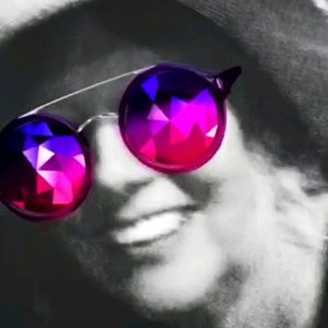 Meet your Posher, Leeann